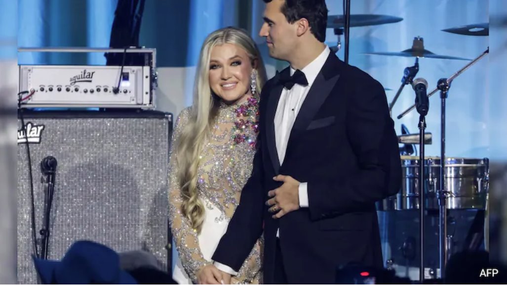 查理&middot;柯克的妻子埃里卡&middot;柯克也出席了此次活動(dòng)