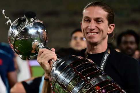 前切爾西球員路易斯在弗拉門(mén)戈8-0大勝后被解雇