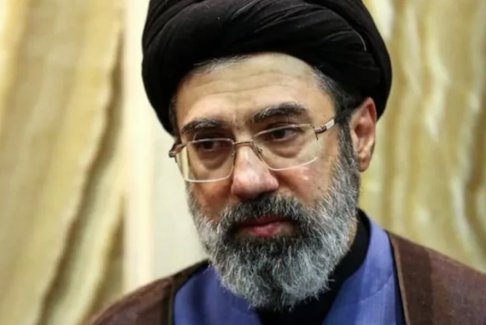 哈梅內(nèi)伊之子穆杰塔巴被任命為伊朗新最高領(lǐng)袖