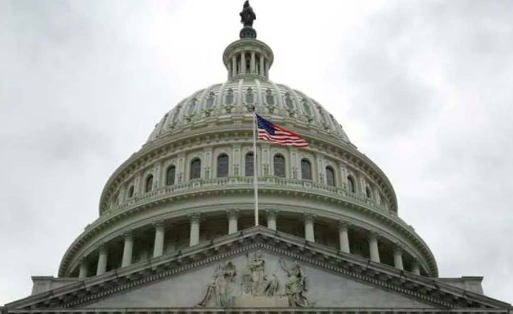 投票是在沖突迅速升級五天后進行的，這場沖突已經(jīng)導(dǎo)致伊朗最高領(lǐng)袖喪生。