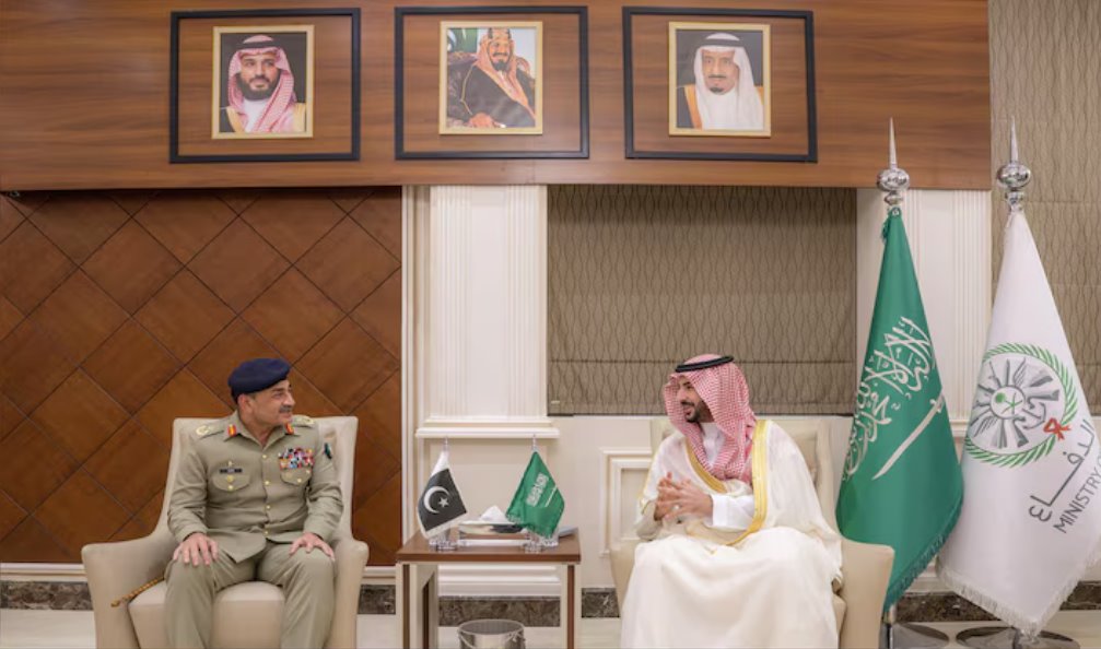 哈立德王子在與巴基斯坦軍方首腦會(huì)面